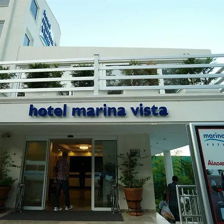 מלון Marina Vista 3*