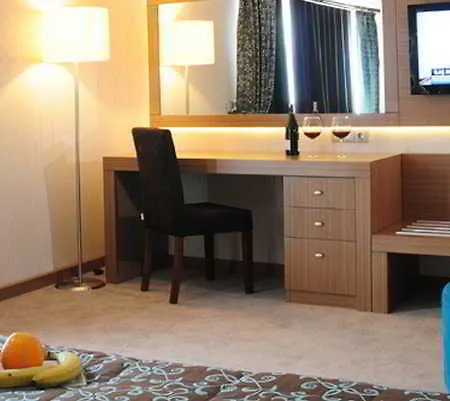 Marina Vista Hotel 3*